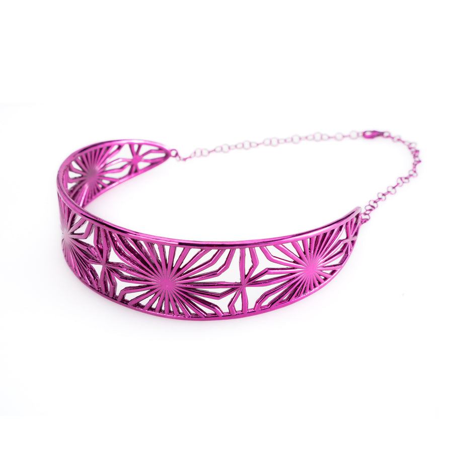 choker collana aderente color fucsia